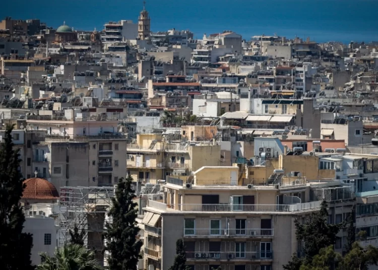 Μεταβιβάσεις ακινήτων: Τέλος στις επισκέψεις σε δήμους και κτηματολόγιο