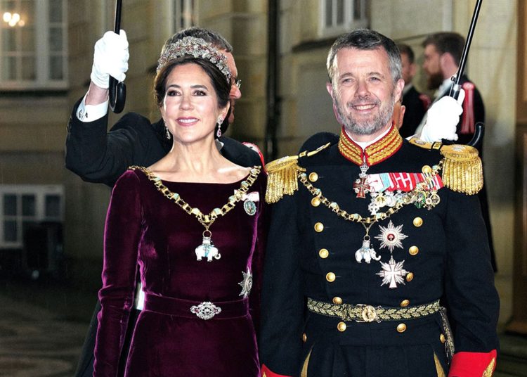 Δανία: Ποιοι είναι οι νέοι Βασιλείς που αναλαμβάνουν-Συγγενείς του Παύλου της Ελλάδας