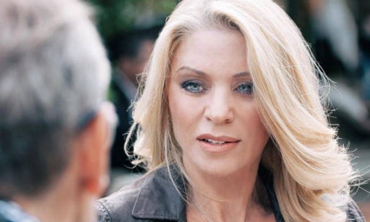 Έλλη Στάη: “Είχα δεχτεί σεξουαλική παρενόχληση από εκδοτικό μεγαλοπαράγοντα”