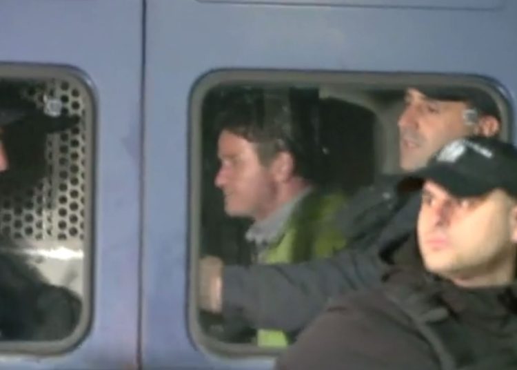 Μεσολόγγι: Φωτογραφία ντοκουμέντο «καίει» τον κρεοπώλη