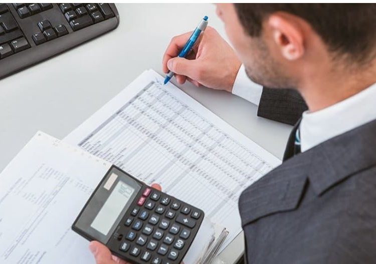 Φορολογικό: Στη δικαιοσύνη προσφεύγουν οι ελεύθεροι επαγγελματίες