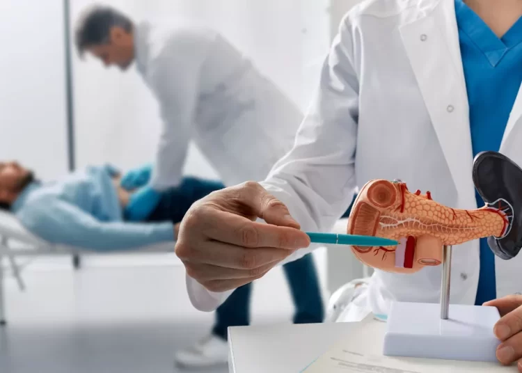 Ο καρκίνος που προσβάλλει συχνότερα άνδρες άνω των 40 – Τα πρώιμα συμπτώματα που δεν πρέπει να αγνοήσετε