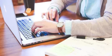 ΑΣΕΠ: Γυρνούν την πλάτη στο Δημόσιο- 4 στους 10 επιτυχόντες αρνούνται τον διορισμό τους