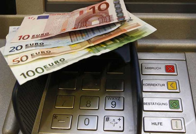 Έρχονται αλλαγές για τους μισθούς και τα επιδόματα