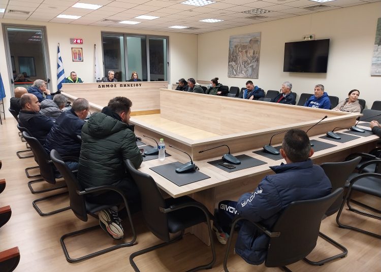 Δήμος Πηνειού: Συνάντηση με αθλητικούς φορείς για τις εγκαταστάσεις & τις επιχορηγήσεις