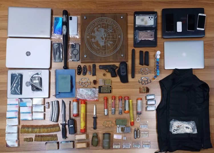 Συνελήφθη ηγετική μορφή των «Πυρήνων της Φωτιάς» – Τι αναφέρει η ΕΛ.ΑΣ.