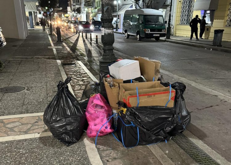 Δήμος Ήλιδας: Ξεκινά πρόστιμα στους πολίτες για τα σκουπίδια