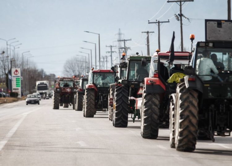 Οι αγρότες στην Αθήνα-Παρόντες και οι Ηλείοι -Δεν δίνουμε άλλες παροχές λέει η κυβέρνηση