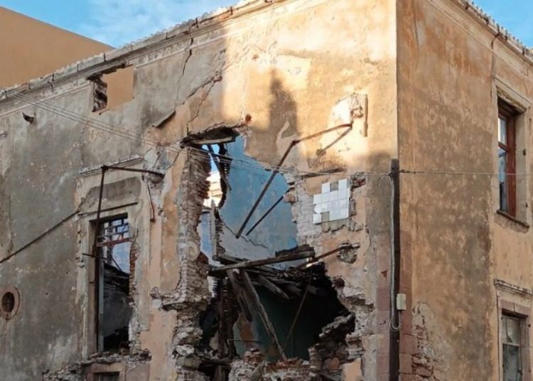 Αμαλιάδα: Παγίδες ατυχημάτων τα εγκαταλειμμένα κτήρια-Έκκληση του δήμου στους ιδιοκτήτες