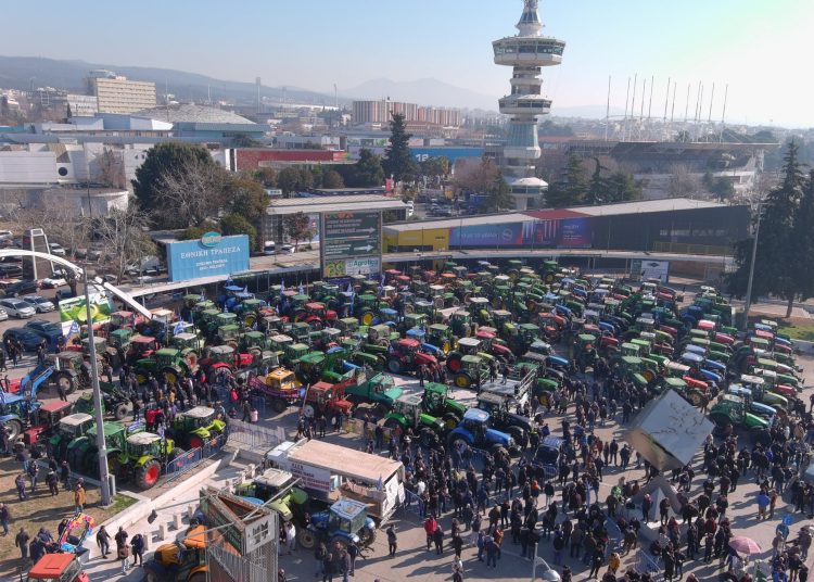 Θεσσαλονίκη: Ανυποχώρητοι οι αγρότες παρά τα όσα τάζει η κυβέρνηση