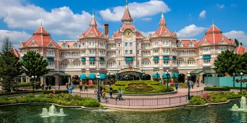 Ταξίδι στη Disneyland: 7 ξενοδοχεία για μια παραμυθένια εμπειρία διαμονής