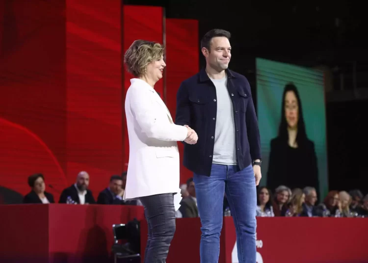 Δεν γίνονται εκλογές για πρόεδρο του ΣΥΡΙΖΑ – Απόφαση Συνεδρίου με εντάσεις και υποχωρήσεις