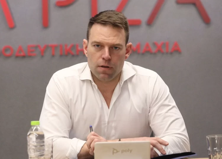 ΣΥΡΙΖΑ: Στις 12:00 την Δευτέρα η έκτακτη συνεδρίαση της Πολιτικής Γραμματείας εν μέσω σφοδρής αντιπαράθεσης