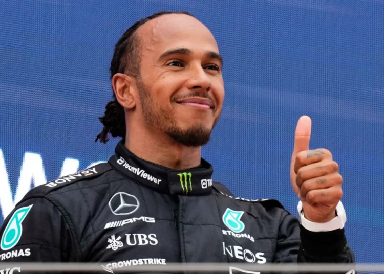 Formula 1 – Λιούις Χάμιλτον: Και επισήμως στη Ferrari από το 2025!