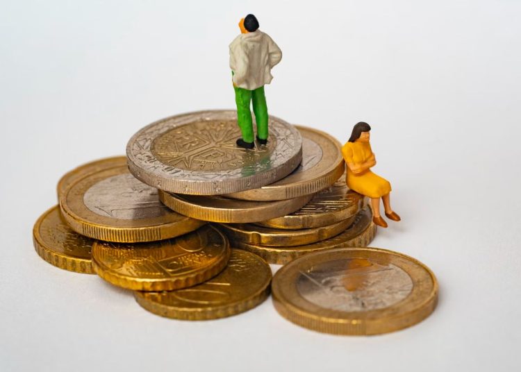 Εργαζόμενοι συνταξιούχοι: Τα “ψιλά γράμματα” που πρέπει να γνωρίζετε για τις δηλώσεις – Πότε ανοίγει η πλατφόρμα