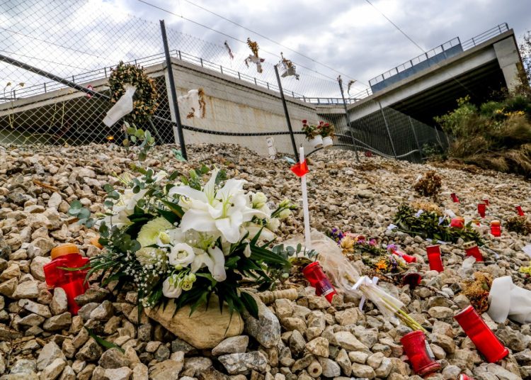 Τέμπη: Ξεσπούν οι συγγενείς των θυμάτων – «Θα καθίσουν στο σκαμνί όλοι τους»