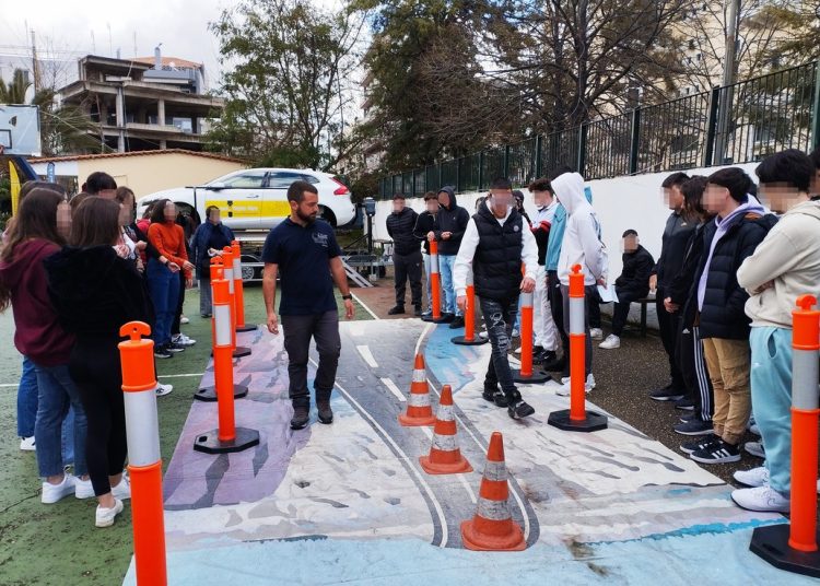 2ο Γυμνάσιο Πύργου: Σε συνεχόμενα εκπαιδευτικά προγράμματα οι μαθητές