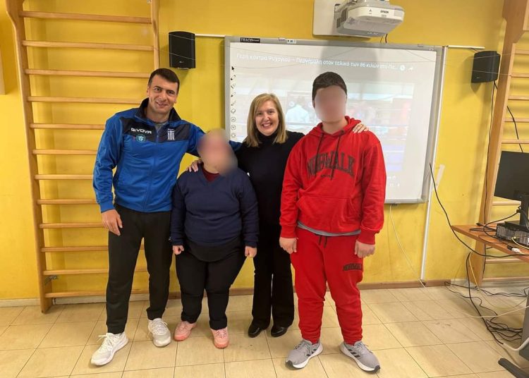 Επίσκεψη στο ΕΕΕΕΚ Πύργου του πρωταθλητή πυγμαχίας κ. Διονύση Ψυχογιού