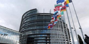 Ευρωβουλή: Δεύτερο “χαστούκι” στην Ελλάδα για το κράτος δικαίου