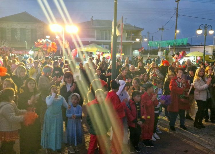 Κορυφώνονται οι αποκριάτικες εκδηλώσεις του Δήμου Πηνειού