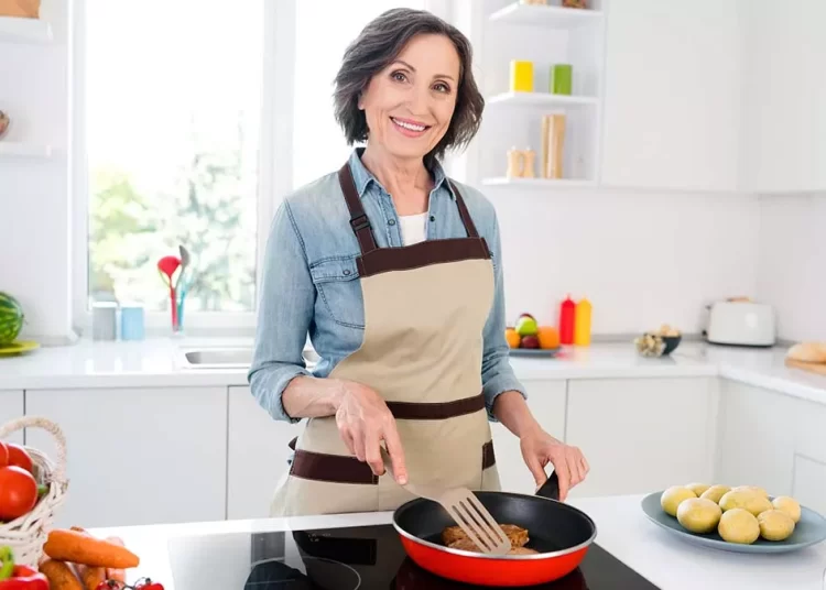 Αντιγήρανση: Η διατροφή που αναστρέφει τα σημάδια του χρόνου – Διαρκεί 5 μέρες και μειώνει το λίπος σε κοιλιά και ήπαρ