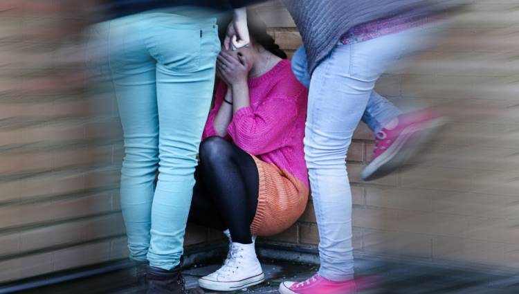 Δυτ. Ελλάδα: Ξυλοδαρμός 15χρονης από συμμαθήτριές της στο σχολείο