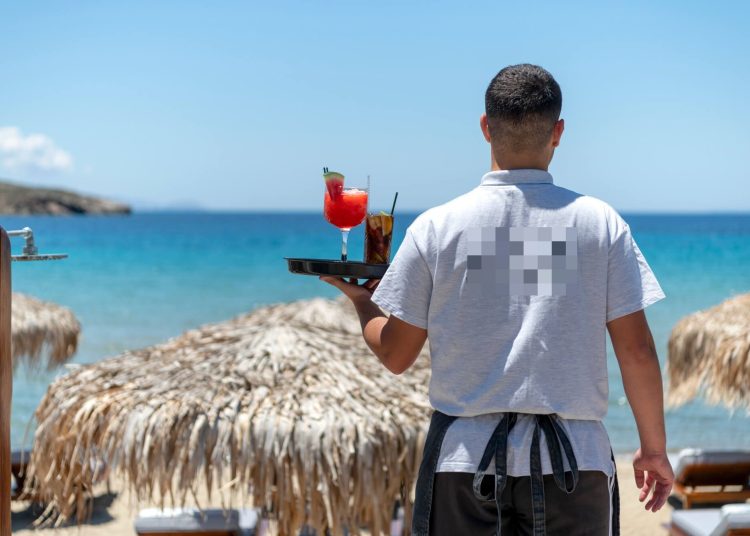 Τουρισμός: Έρχεται μέρισμα σε εργαζόμενους-Τι σχεδιάζεται