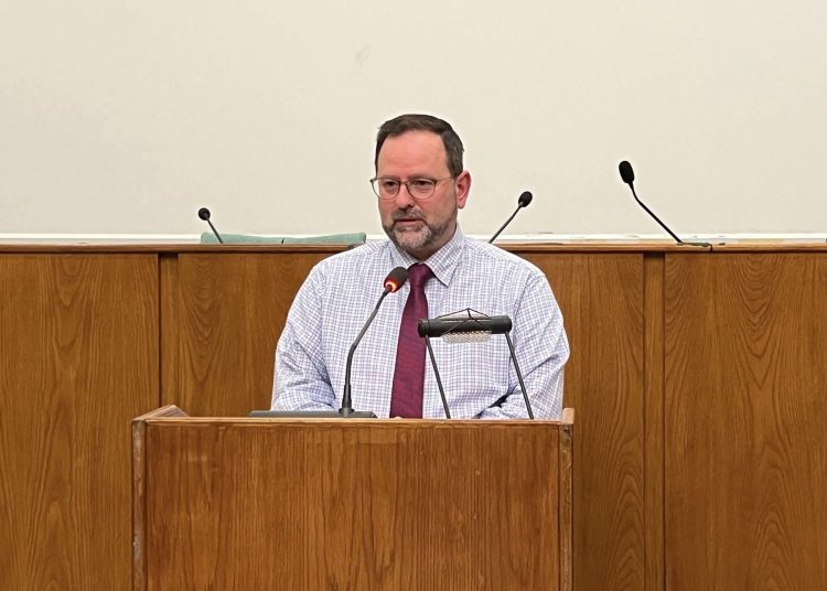 Απάτητες παραλίες-Κοροβέσης: Καταστήματα & καντίνες θα λειτουργήσαν κανονικά