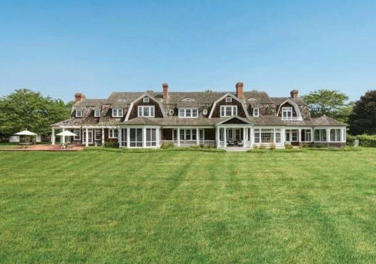 Παύλος – Νικόλαος – Φίλιππος: Πρίγκιπες χωρίς θρόνο με business και ακίνητα