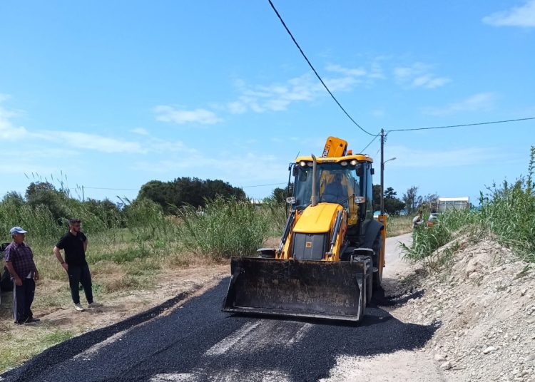 Ζαχάρω: Ο δήμος ξεκίνησε έργα αποκατάστασης φθορών σε δρόμους