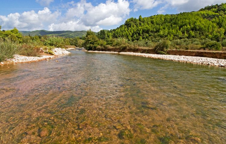 Περιφέρεια: Ξεκινά αποκατάσταση αντιπλημμυρικών έργων στον Ερύμανθο