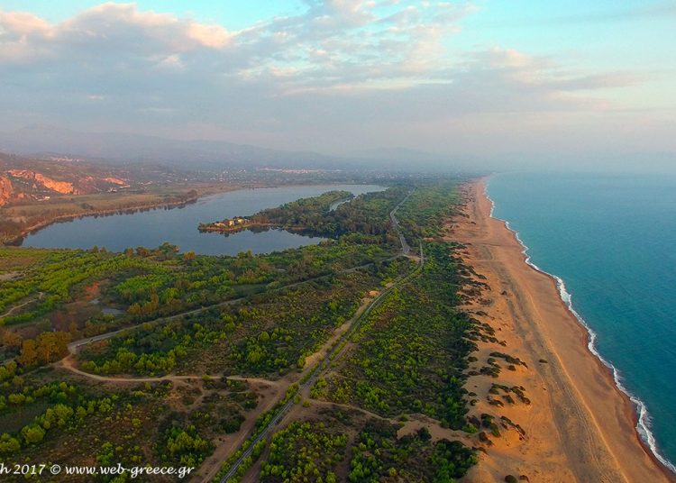 Ζαχάρω: Πρόβλημα με τις απάτητες παραλίες-Επανεξέταση ζητά ο δήμος