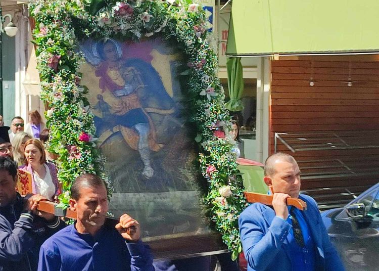 Με λαμπρότητα πραγματοποιήθηκαν και φέτος οι εκδηλώσεις εορτασμού του Αγίου Γεωργίου στην Αμαλιάδα.