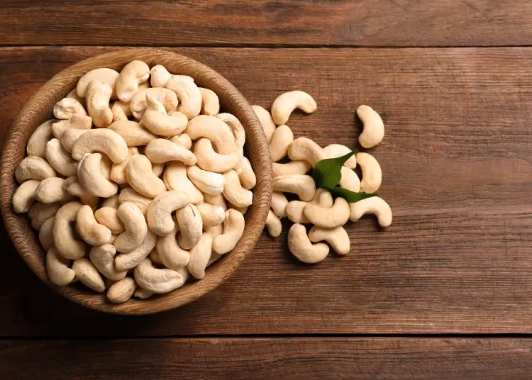 Ο μικρός καρπός με τη «γιγάντια» διατροφική αξία – Προστατεύει το έντερο, βελτιώνει τον ύπνο και αγαπά την καρδιά