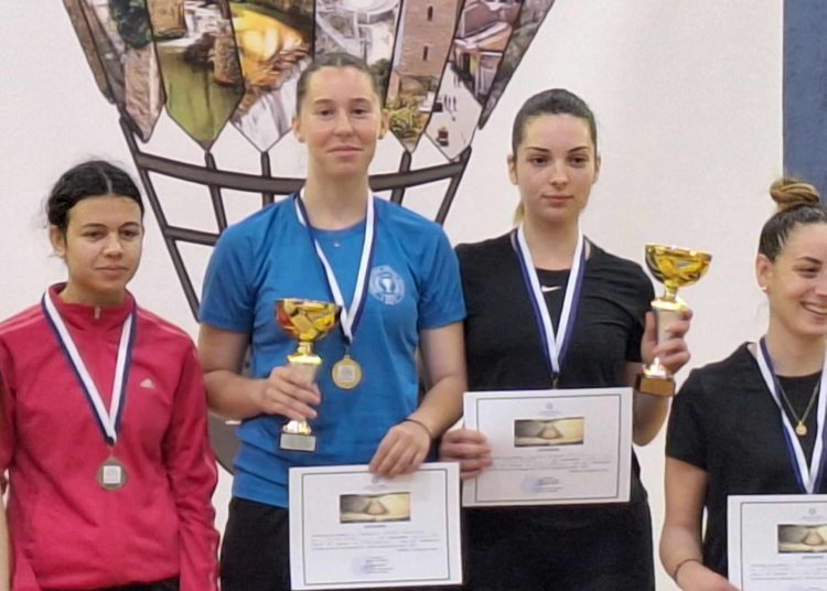 Φιλαθλητικός: Χρυσές οι Βλαχαντώνη και Αλικάκη στο Πανελλήνιο Σχολικό