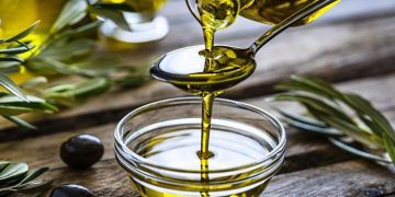 Ελαιόλαδο από… «χρυσάφι» – Ποιες είναι οι εκτιμήσεις για την πορεία της τιμής του