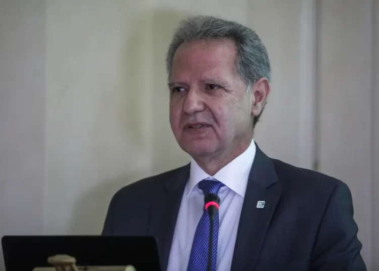 Παραίτηση – βόμβα του προέδρου του ΕΛΓΟ με καταγγελίες για απευθείας αναθέσεις