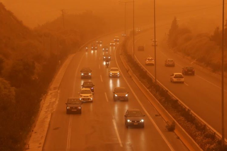 Επικίνδυνο «κοκτέιλ» αφρικανικής σκόνης και ζέστης