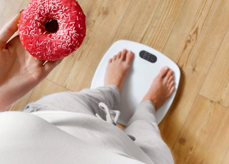 Πάχος & βραδινό φαγητό-Γιατί η ώρα που τρώμε παίζει ρόλο