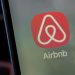 Airbnb: Στα ύψη η ζήτηση στην Ελλάδα το καλοκαίρι