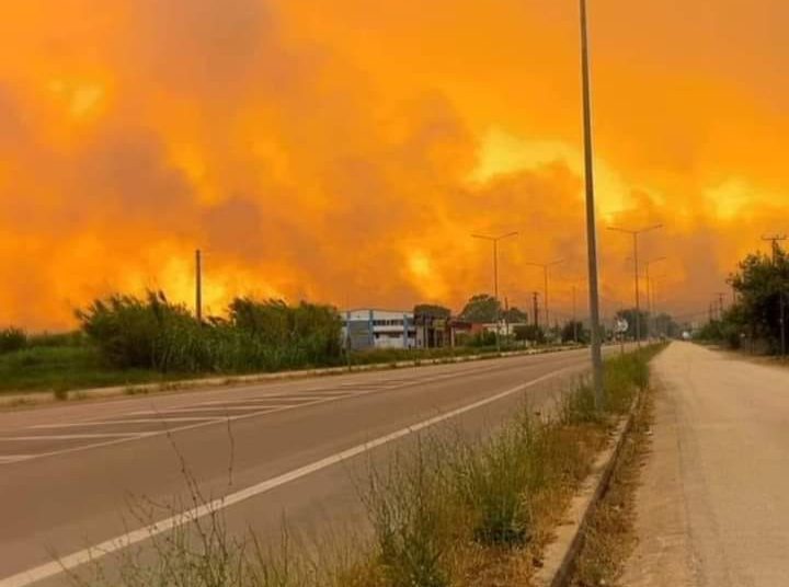 Μεγάλη φωτιά σε Αλποχώρι, Χανάκια, Φραγκαπήδημα & Μυρτιά – Εντοπίστηκε νεκρός άνδρας (φωτο)