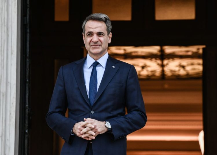 Μητσοτάκης: Ετοιμάζει ανασχηματισμό μετά την ήττα