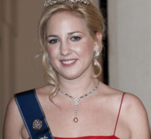 Παντρεύεται στην Αθήνα η Θεοδώρα, κόρη του τέως Βασιλιά