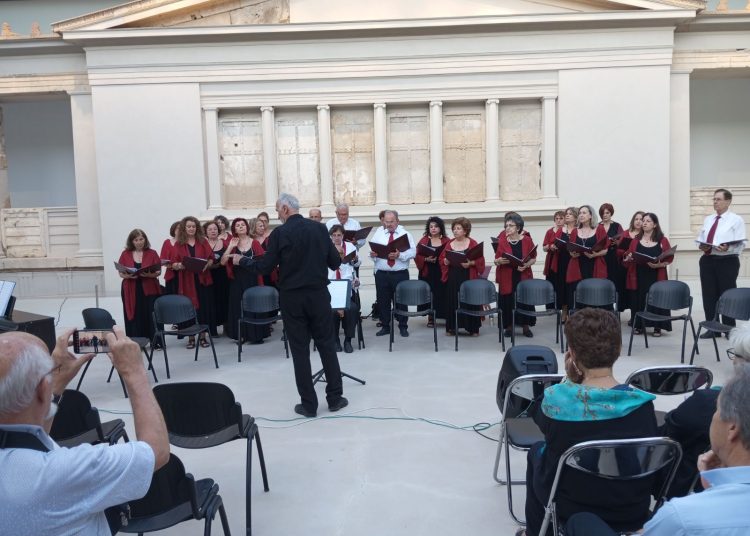 Η Μικτή Χορωδία Πύργου συμμετείχε στη  2η  Συνάντηση Χορωδιών,  στο  Νέο Μουσείο Αιγών στη  Βεργίνα.