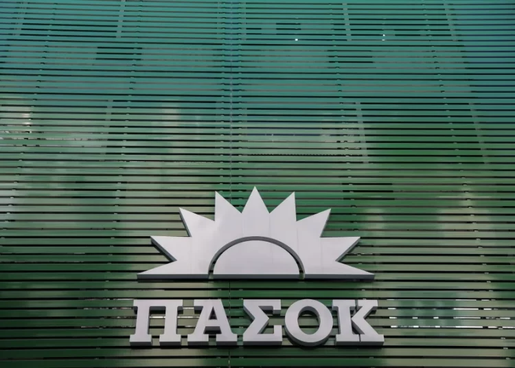 Η “ανθρωπογεωγραφία” του ΠΑΣΟΚ – Πώς διαμορφώνονται οι συσχετισμοί – Πιθανός υποψήφιος ο Μ. Κατρίνης