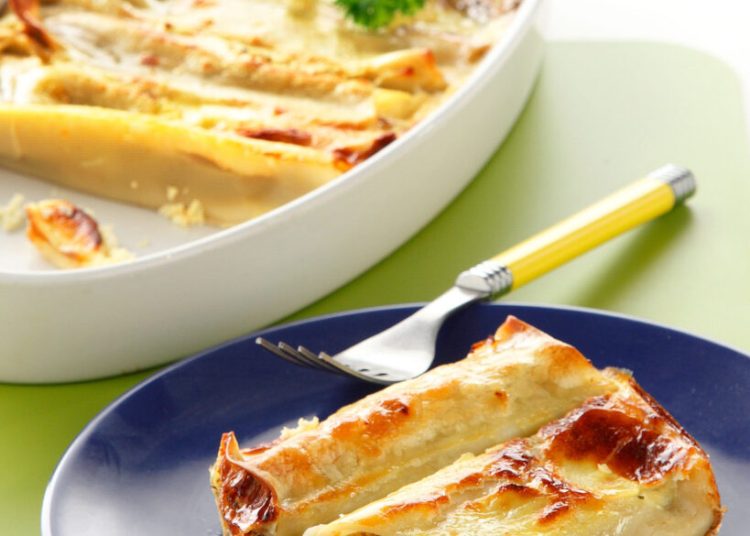 Κανελόνια με μανιτάρια και κρέμα γιαουρτιού