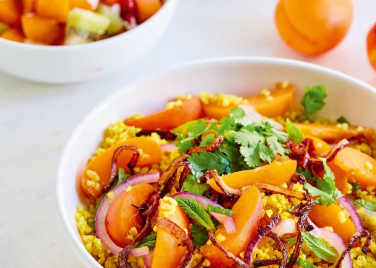 Καύσωνας & φαγητό: Ιδέες για δροσιστικές συνταγές με σαλάτες