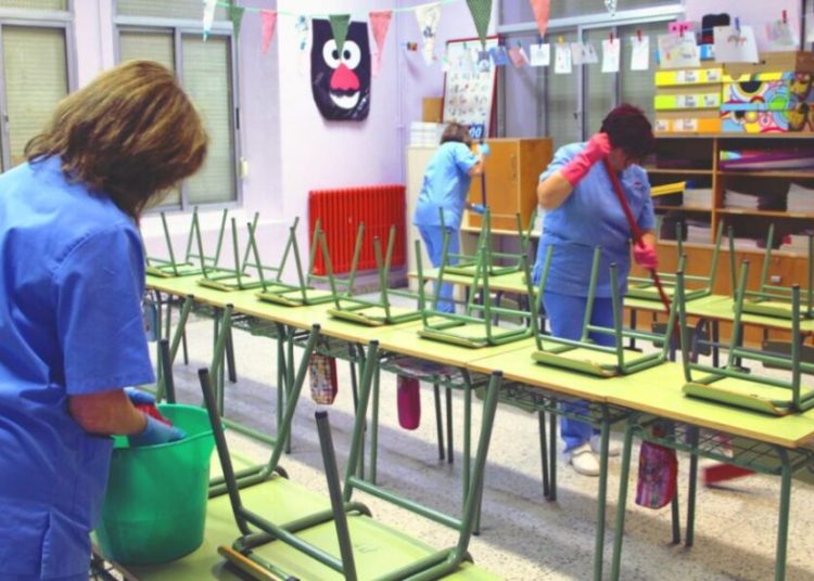 Προσλήψεις 15.527 ατόμων ως προσωπικό καθαριότητας των σχολείων της Χώρας
