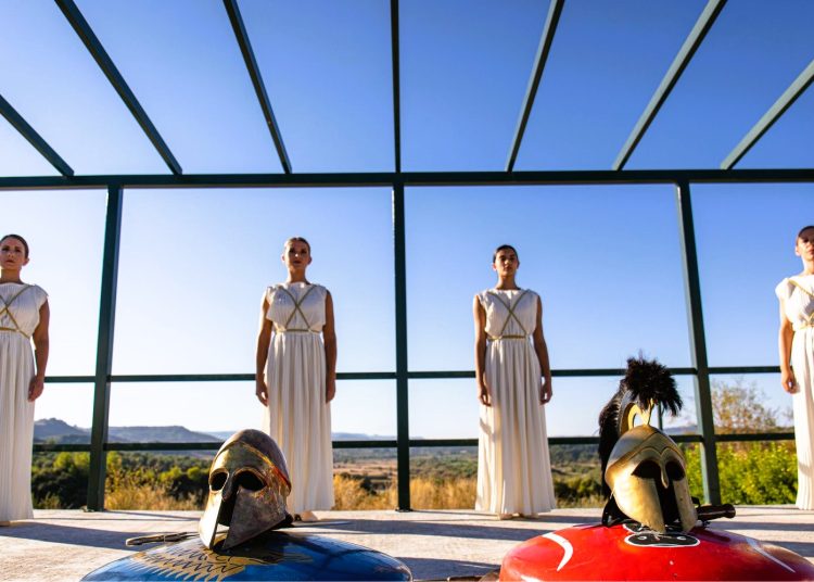 Αρμάτοβα Ήλιδας: Κύπριες αθλήτριες εναπόθεσαν τα όπλα τους συμβολικά