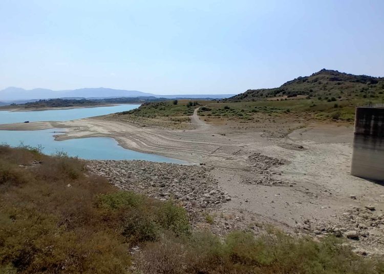 Φράγμα Πηνειού: Τελειώνει το νερό-Σε κίνδυνο καλλιέργειες & οικονομία-Εικόνες σοκ!